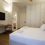 Villa Amber By The Sea