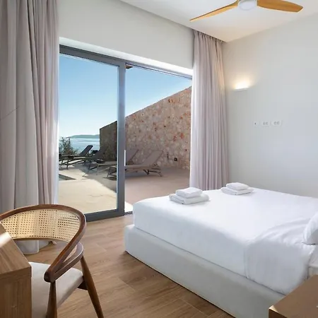 Amber By The Sea Villa *