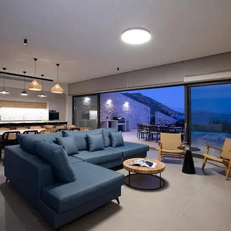 Villa Amber By The Sea *