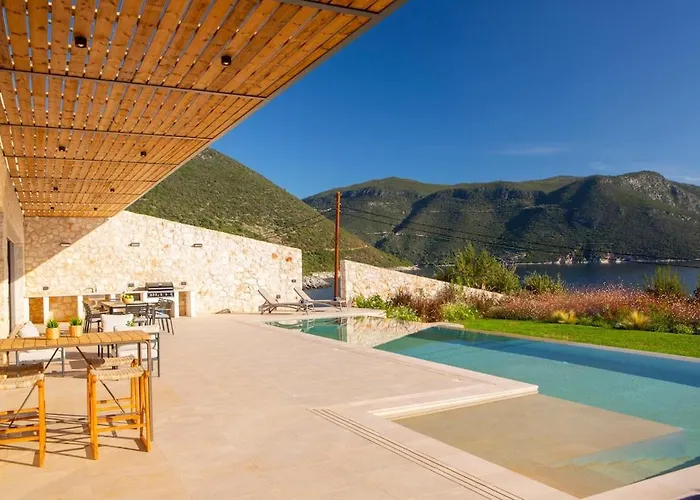 Amber By The Sea Willa