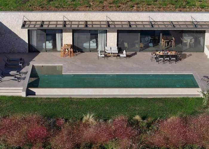 Willa Amber By The Sea Evgiros