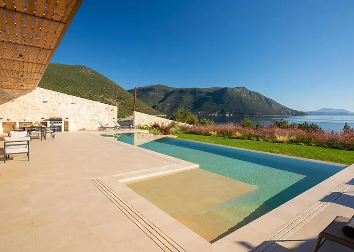 Willa Amber By The Sea